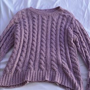 SUPERRRR CUTE AND COMFY SWEATER!!!